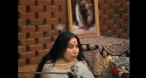 Read more about the article El Microscopio de El Espíritu y El Conocimiento de Las Raices – Inspiradora Charla a Estudiantes y Graduados (Universidad Sussex)